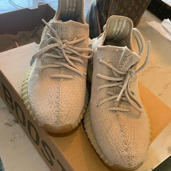 Yeezy Boost 350: Sesame, Men’s - Picture 3 of 4